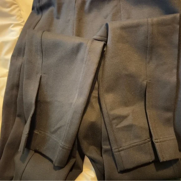 Lululemon pull on pant - Picture 6 of 8